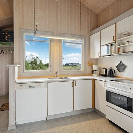 Holiday home Pet Friendly Home In Hvide Sande With Sauna *