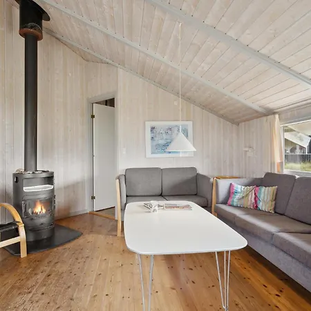 Stunning Home In Hvide Sande With Sauna *