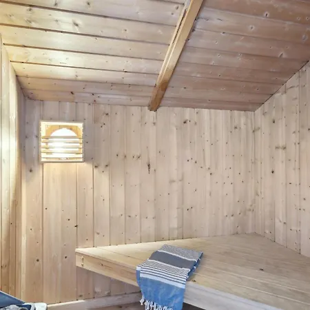 Stunning Home In Hvide Sande With Sauna Havrvig