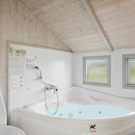 Holiday home Stunning Home In Hvide Sande With Sauna *